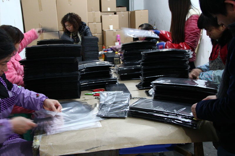 Packing in the hospitality product production process
